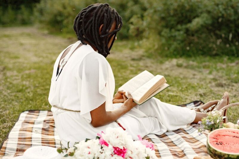 How To Get Out Of A Reading Slump - 7 True Ways
