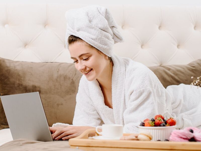 The Best Weekend Routine To Relax and Reset